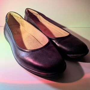 Naturalizer Black Leather Flexy Flats SZ 9.5